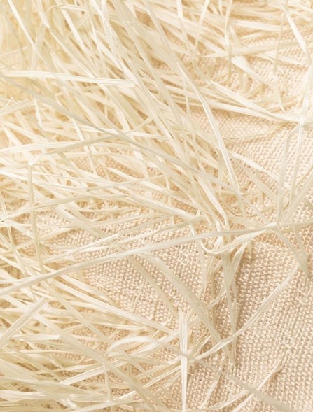 JACQUEMUS - Abito midi con frange in raffia