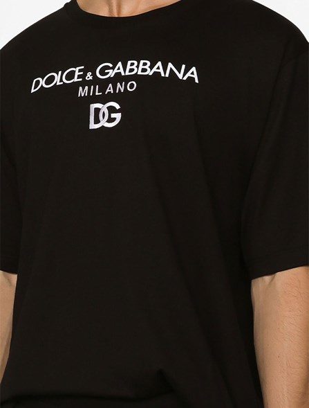 【関税＆送料込み】Dolce & Gabbana Embroidered Logo T-Shirt Cotton T-shirt with logo embroidery in Black for Men