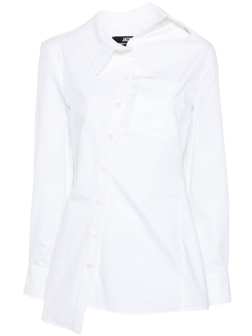 Jacquemus Pablo Asymmetric Button-up Shirt In ホワイト