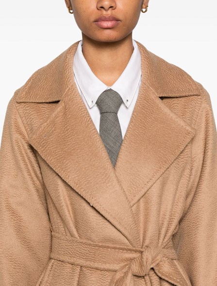 Manuela icon coat deals