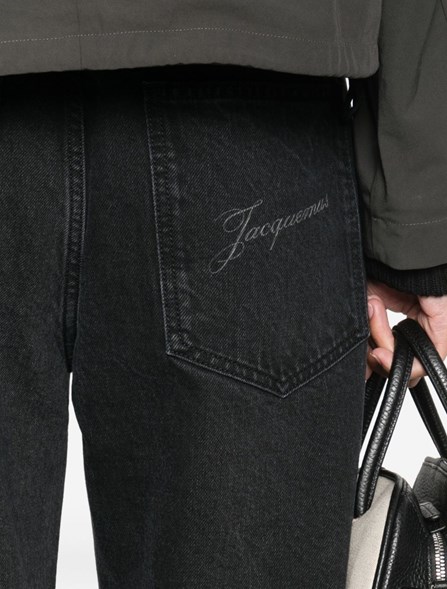 JACQUEMUS - Pantaloni larghi in denim 