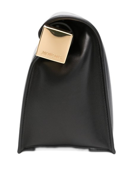 JACQUEMUS - The Rond Carré clutch bag